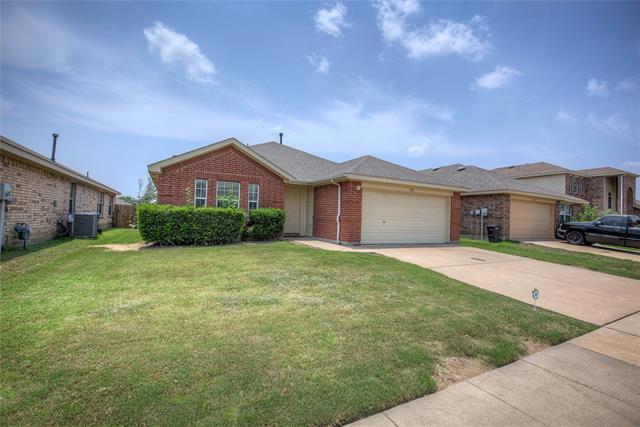 Foto principal - 401 Flowering Plum Ln