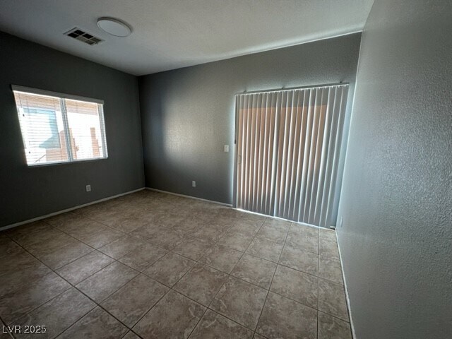 Building Photo - 6508 Kenya Springs St