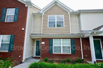 Building Photo - 1731 Red Jacket Dr