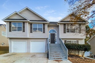 Building Photo - 378 Summer Hill Cir