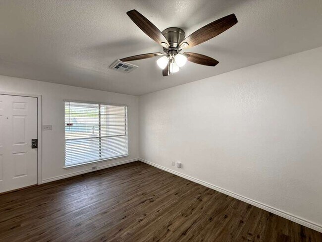 Photo - 13535 Coleridge St House