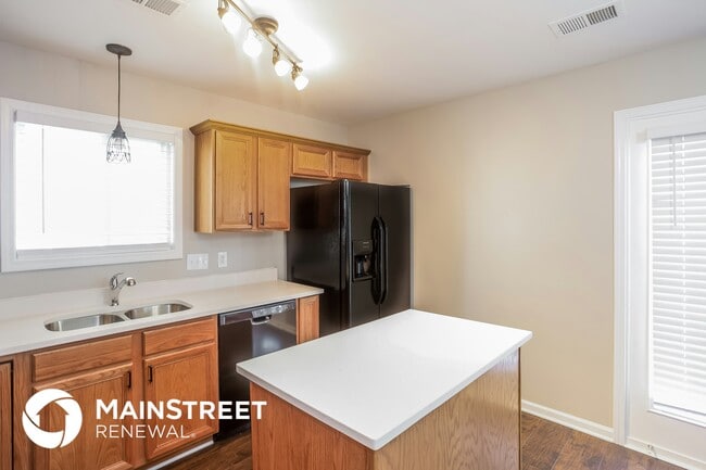 Building Photo - 13417 Golden Apple Ct