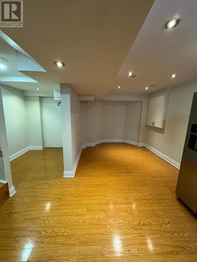 Building Photo - 3674 Freeman Terrace