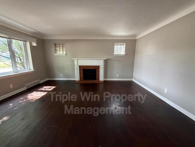 Building Photo - 1629 Redman Rd