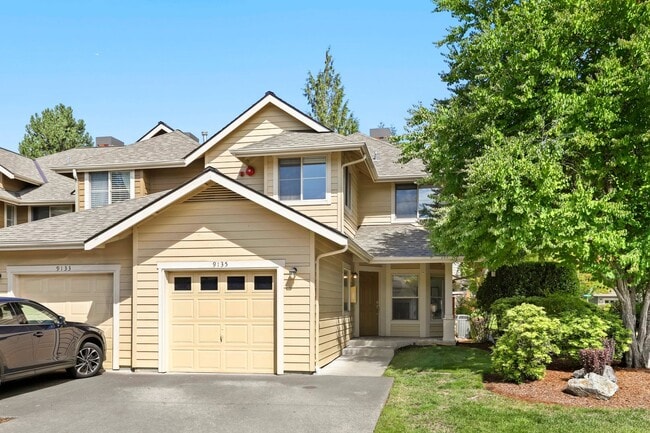 Must-see property that still feels brand new - Must-see property that still feels brand new Townhome