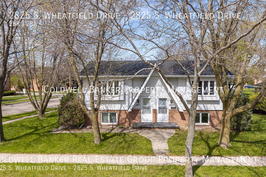 Primary Photo - 2825 S Wheatfield Dr