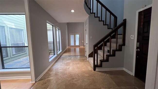 Building Photo - 3203 Ashfield Dr