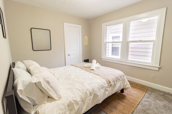 Foto del edificio - 1125 Wilson Ave