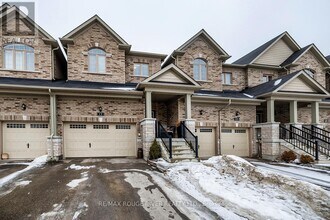 Building Photo - 13 Highlands Blvd
