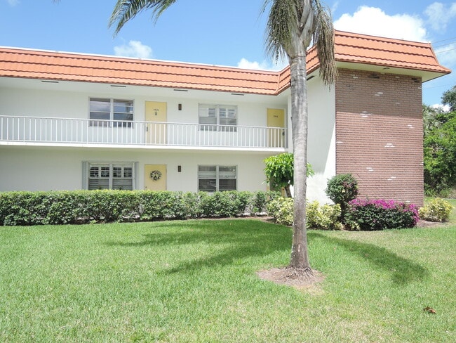 Building Photo - 1225 NW 21st St