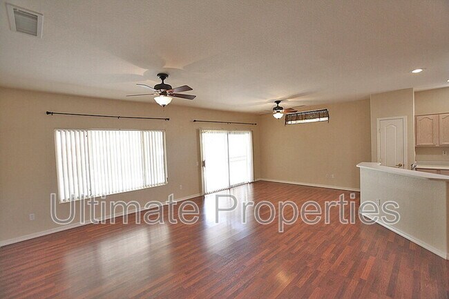 Building Photo - 17521 N Saddle Ridge Dr