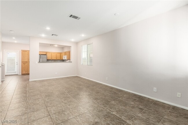 Building Photo - 1274 Willow Village Ave