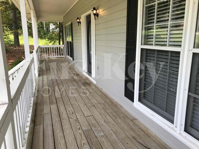Building Photo - 1622 Keeneland Dr