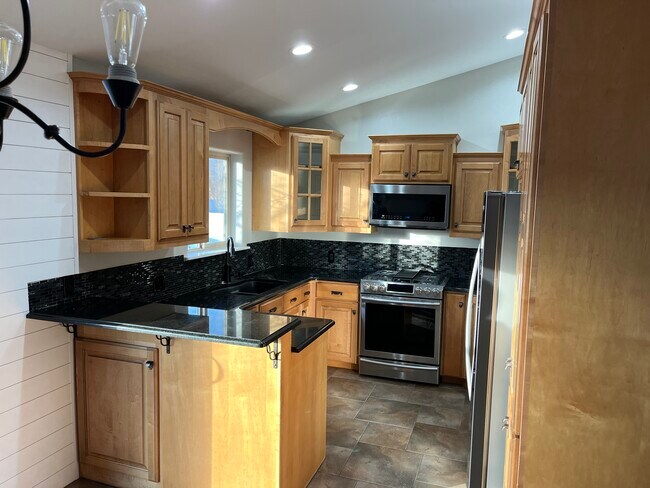 Building Photo - 3700 Merlin Dr