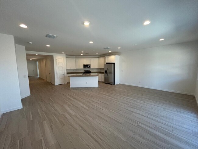 Foto del edificio - 5974 N 192nd Dr