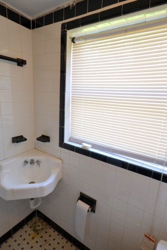 Building Photo - 2019 Lake Shore Blvd