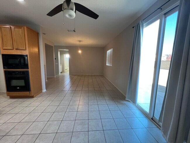 Building Photo - 44342 Blazing Star St