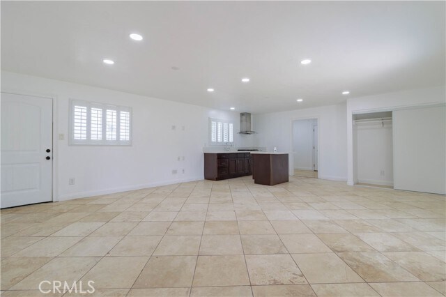 Foto del edificio - 10249 Jurupa Rd