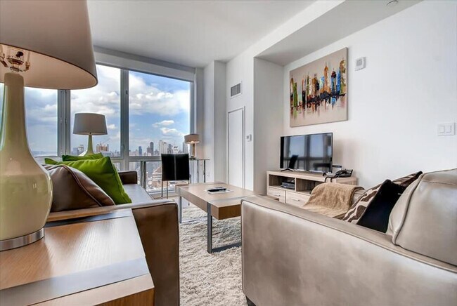 Foto del edificio - 605 W 42nd St