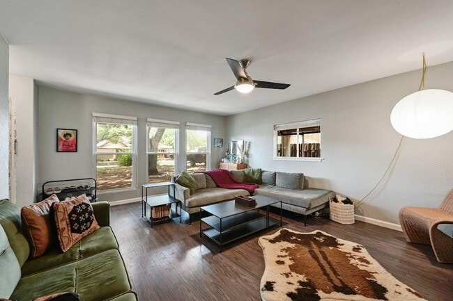 Foto del edificio - 212 W Garrett Run