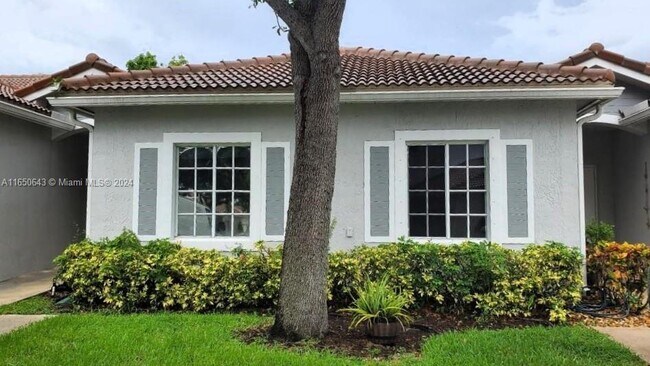 Foto del edificio - 1275 SW 48th Terrace