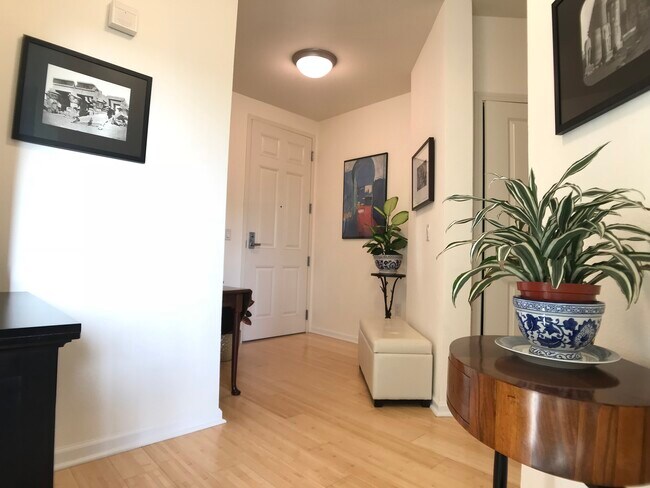 Foto del edificio - 401 Crescent Ct