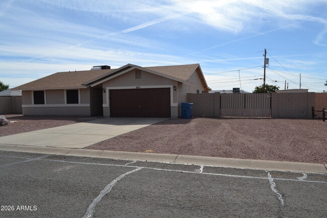 Foto del edificio - 445 E Osage Ave