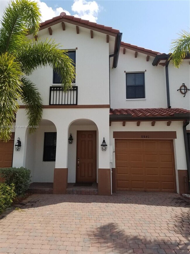 Foto del edificio - 8841 NW 103rd Ave