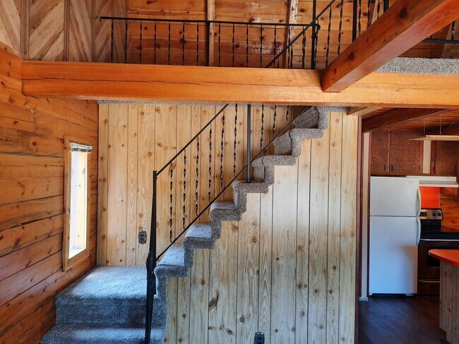 Building Photo - 116 Forest Pl