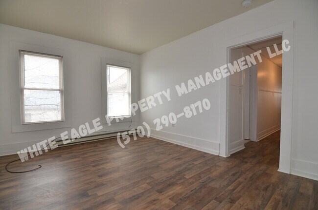 Foto del edificio - 738 Harrison Ave