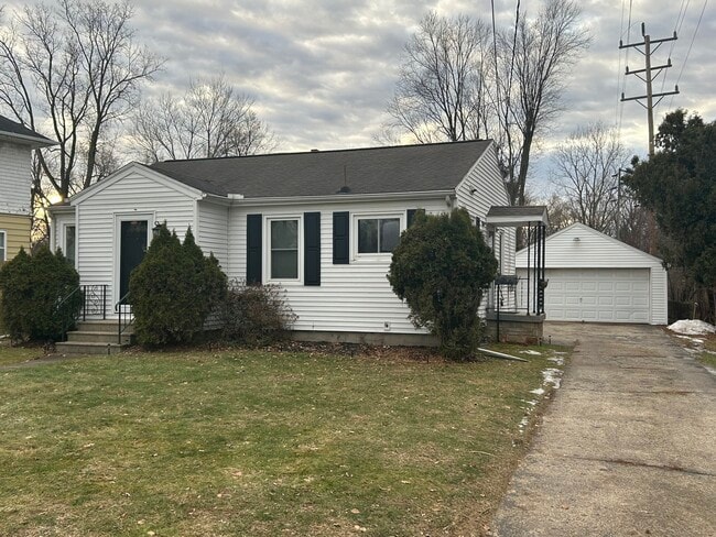 Building Photo - 938 Allen Rd