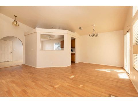 Foto del edificio - 3734 Hickory Ct