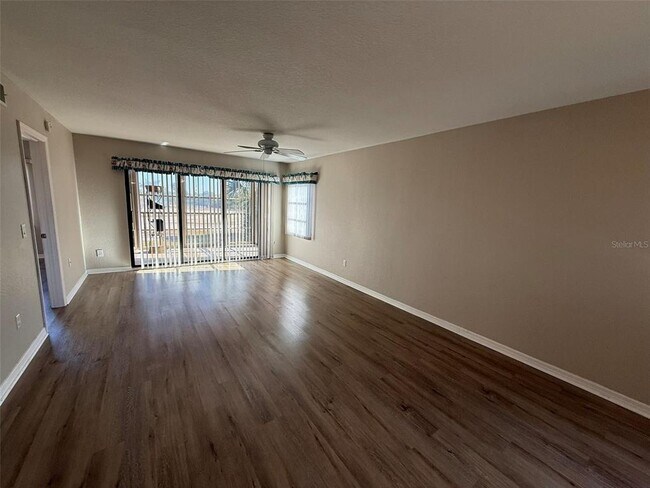 Foto del edificio - 175 Kings Hwy