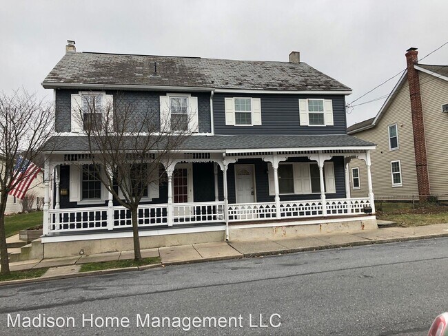 Building Photo - 3 br, 1.5 bath House - 384 Broad St