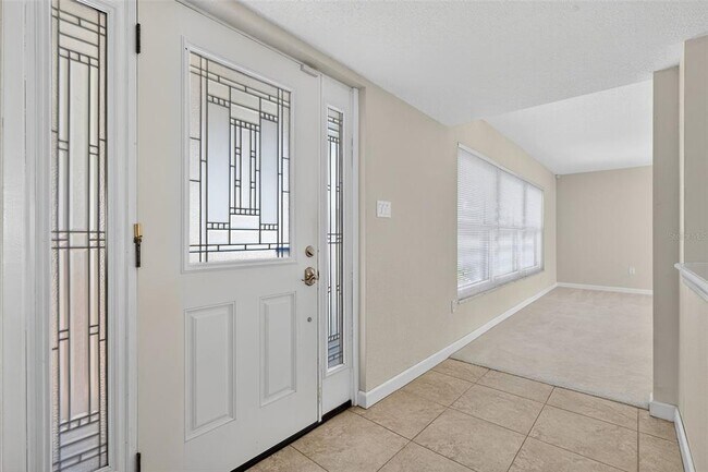 Foto del edificio - 4300 50th Pl S