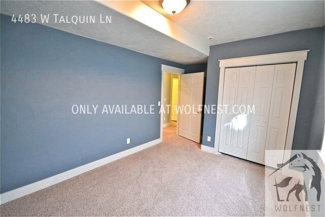 Foto del edificio - Lovely 4 Bedroom Daybreak Basement Unit! N...