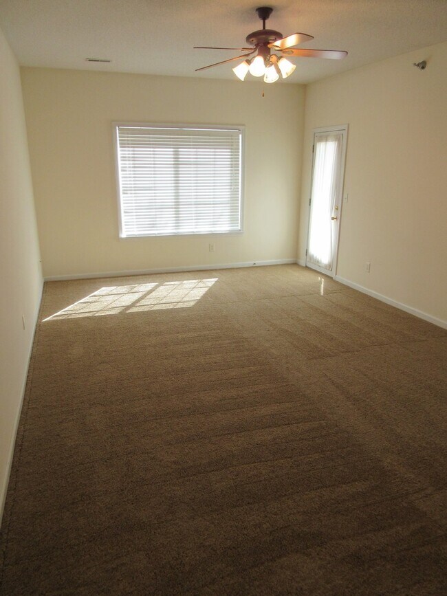 Foto del edificio - 1115 Kennesaw Ridge Rd