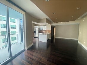 Building Photo - 185 SW 7th St Building Photo - 185 SW 7th St