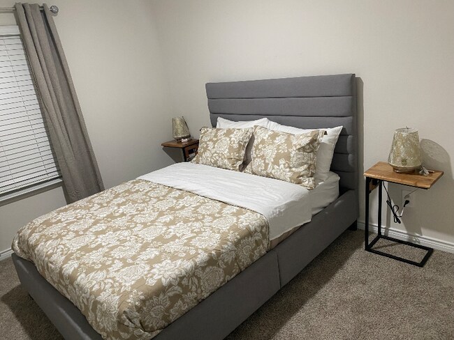 Photo - 8129 Trudy Ln House