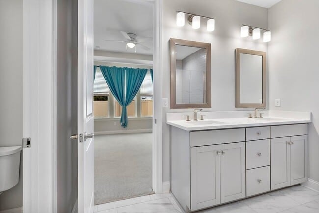 Foto del edificio - 147 Cool Spgs Ave