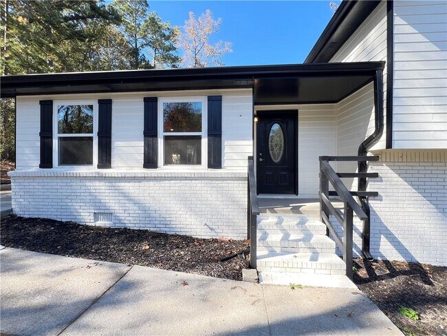 Foto del edificio - 550 Oglesby Bridge Rd SE