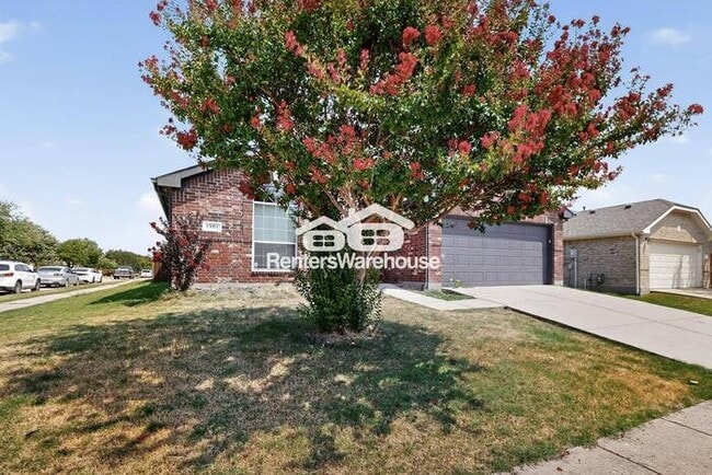 Building Photo - Corner Lot Completely Refreshed Little Elm...