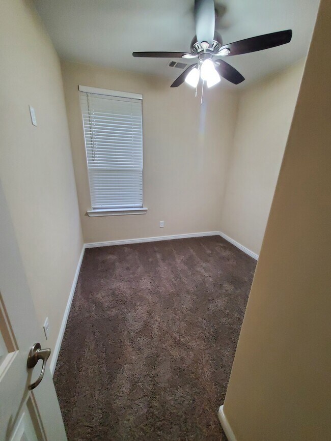 Foto del edificio - 103 Shadow Mountain Dr