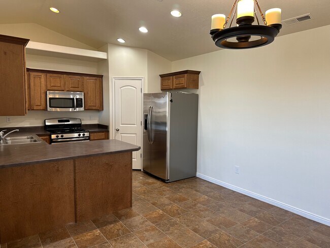 Building Photo - 6973 Village River Ln