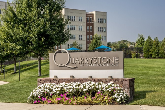 Front Property Sign - Quarrystone At Overlook Ridge