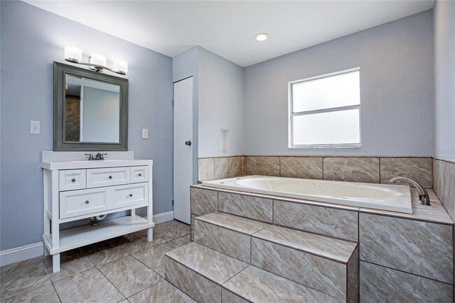 Building Photo - 4663 Redfish Ln SE