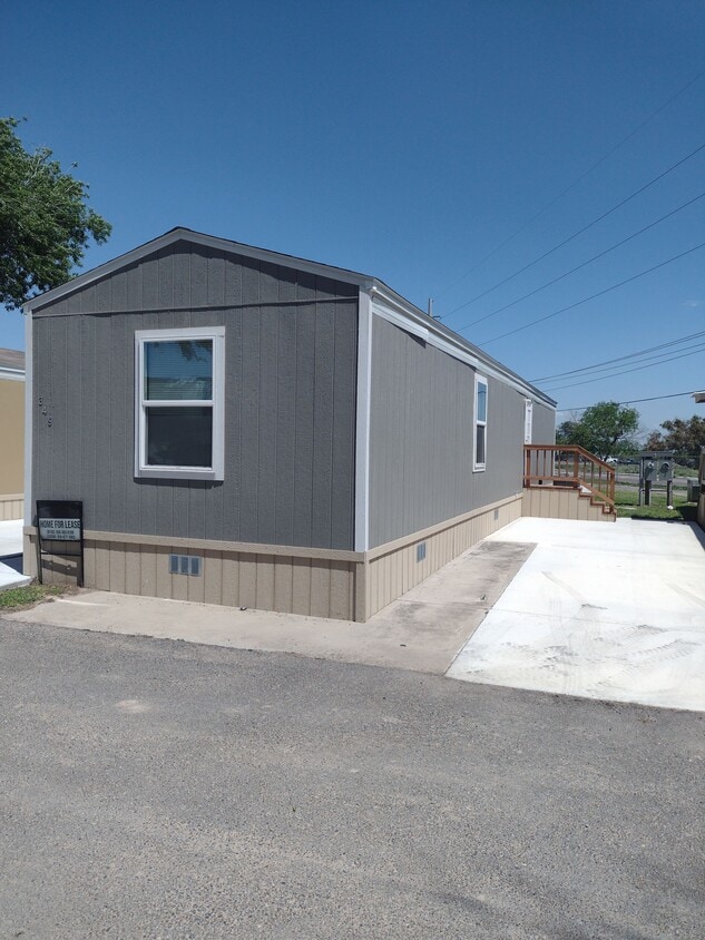 Floorplan - 3000 John Harden Dr