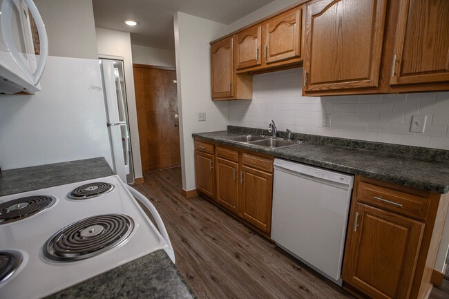 Interior Photo - Parkview