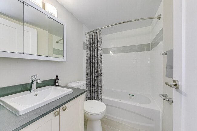 Building Photo - Haldimand Apartments