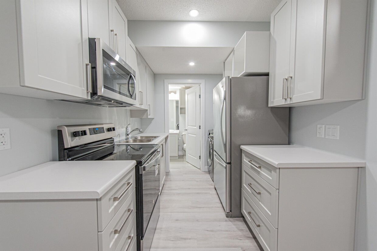 Photo principale - 1441 Cherniak Way SW